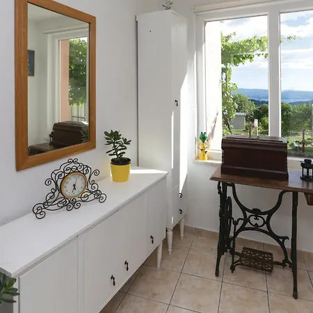 2 Bedroom Gorgeous In *