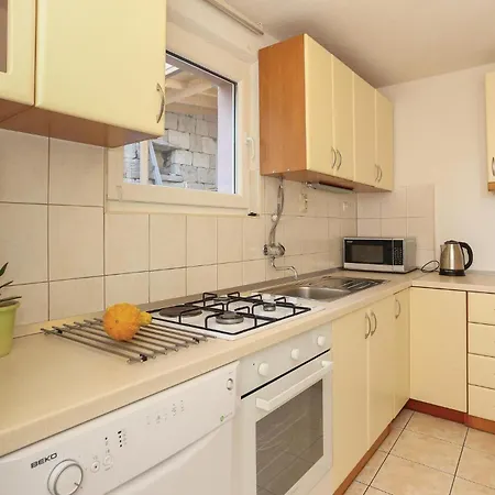 2 Bedroom Gorgeous In