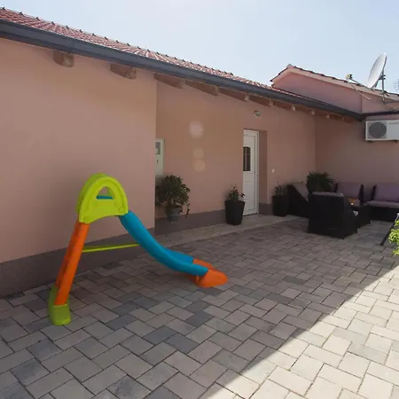 2 Bedroom Amazing In Gata